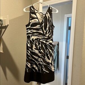 Banana Republic White Brown V-Neck Sheath Midi Dress